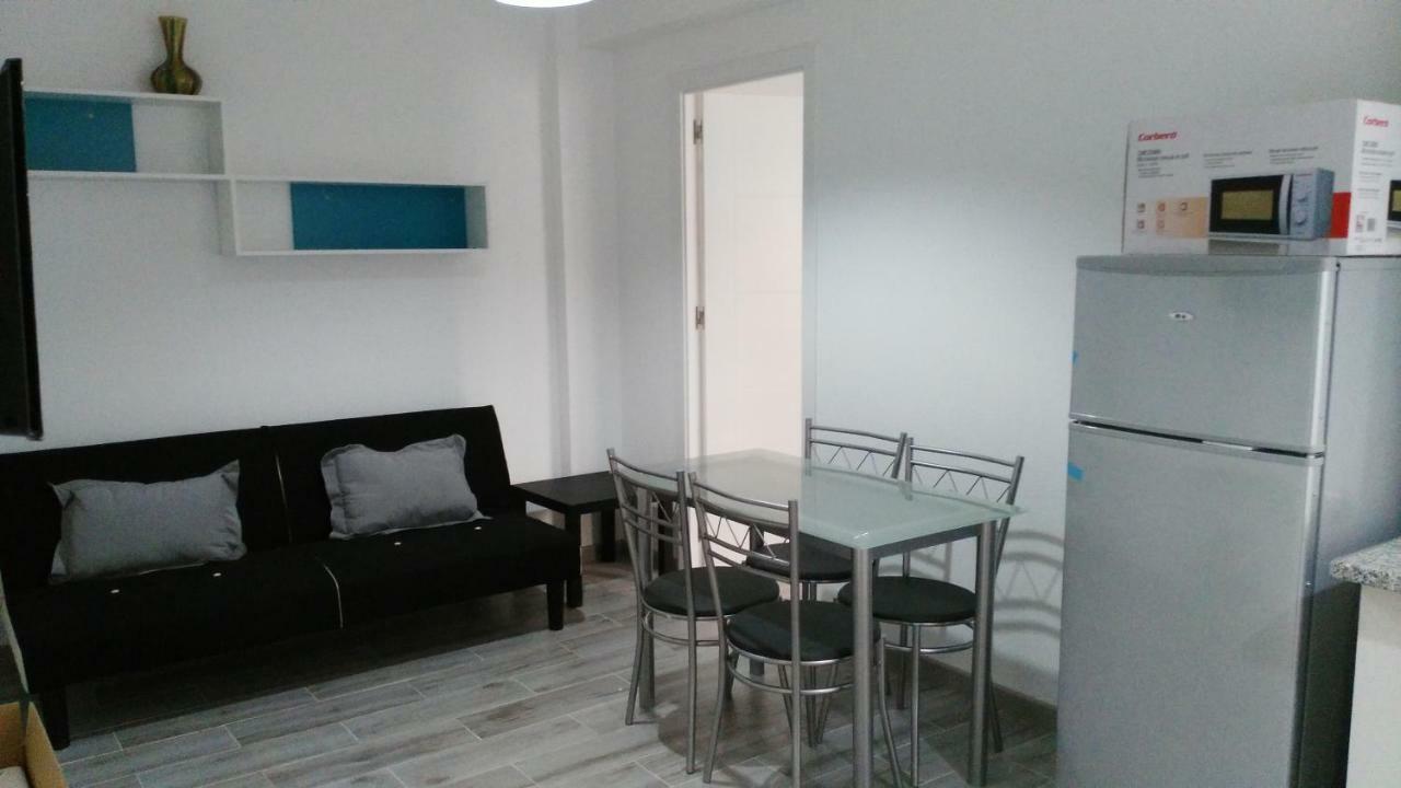 Temporary Alicante Hm Buitenkant foto