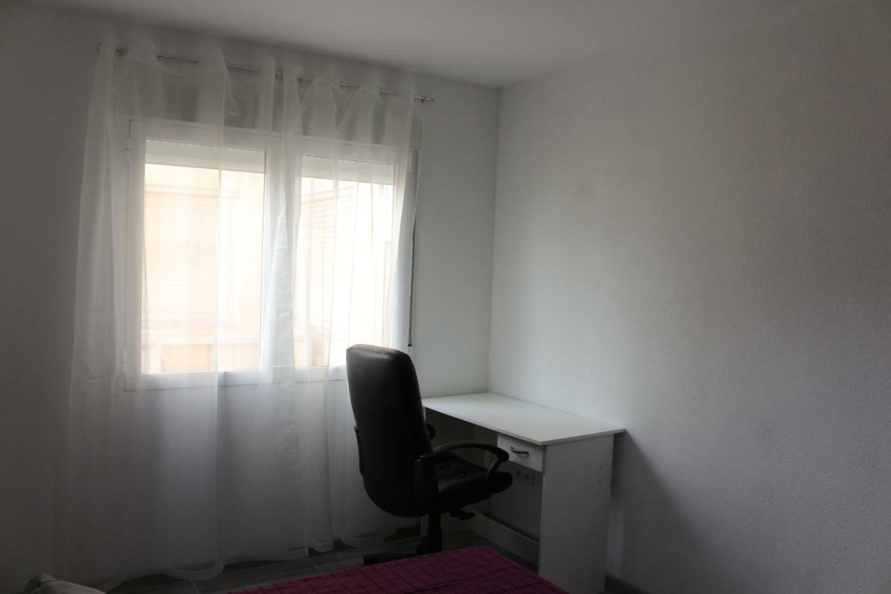 Temporary Alicante Hm Buitenkant foto